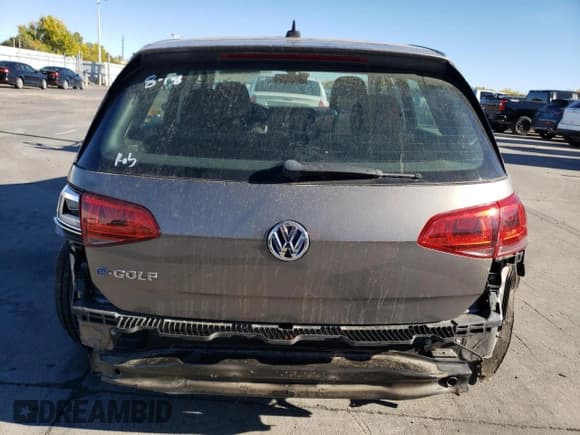 ✅ 2015 Volkswagen Golf Limited Edition • VIN: WVWKP7AU3FW912061 • Лот: 76582064. Опубликован ранее на Copart с пробегом 37 715 миль. Бесплатный доступ к архиву аукционных продаж из США и подробный отчёт об истории автомобиля на DreamBid. Изображение 6.