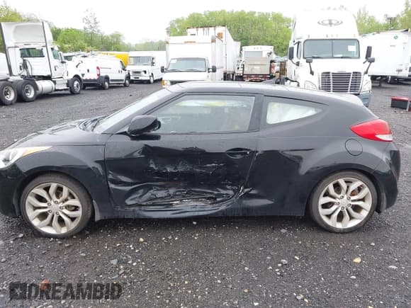 ✅ 2012 Hyundai Veloster w/Gray Int • VIN: KMHTC6AD0CU080630 • Lot: 42191015. Wystawiony na IAAI z przebiegiem 48 405 mil. Bezpłatny archiwum sprzedaży aukcyjnych z USA i szczegółowy raport historii pojazdu na DreamBid. Zdjęcie 14.