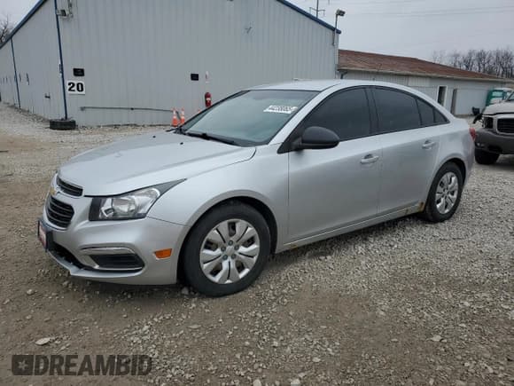 ✅ 2016 Chevrolet Cruze LS • VIN: 1G1PB5SH1G7116231 • Lot: 44238065. Listed on Copart with 133,551 mi. Free auction sales archive from the USA and detailed vehicle history report at DreamBid. Image 1.