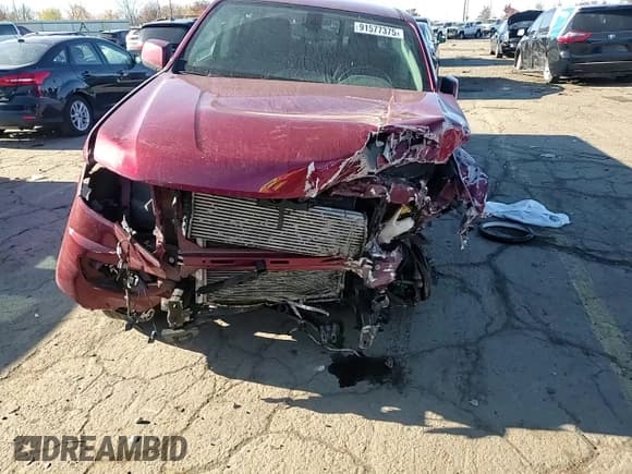 ✅ 2019 Chevrolet Colorado 4WD Z71 • VIN: 1GCPTDE11K1204768 • Лот: 91577375. Опубликован ранее на Copart с пробегом 122 684 миль. Бесплатный доступ к архиву аукционных продаж из США и подробный отчёт об истории автомобиля на DreamBid. Изображение 13.