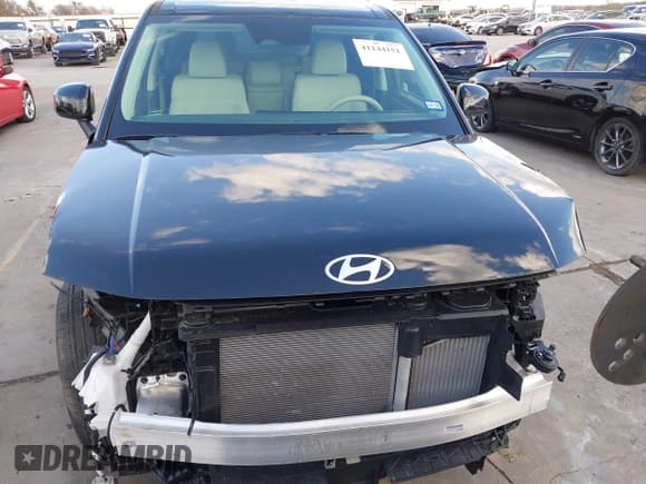 ✅ 2024 Hyundai Santa Fe SE • VIN: 5NMP14GL5RH055401 • Lot: 41144151. Listed on IAAI with 7,694 mi. Free auction sales archive from the USA and detailed vehicle history report at DreamBid. Image 13.