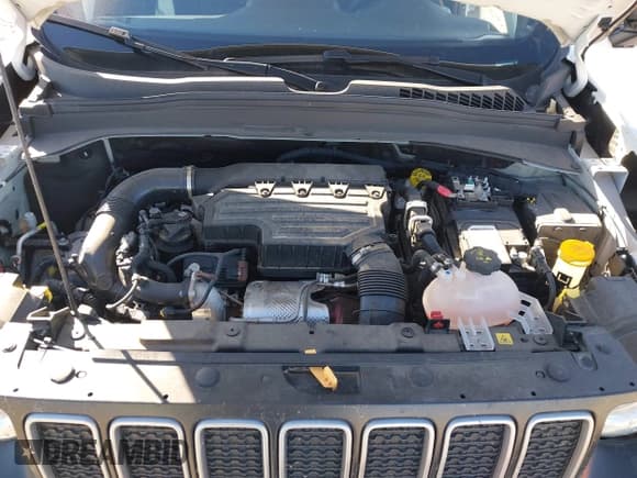 ✅ 2023 Jeep Renegade Latitude • VIN: ZACNJDB19PPP10239 • Lot: 43485636. Listed on IAAI with 17,926 mi. Free auction sales archive from the USA and detailed vehicle history report at DreamBid. Image 10.