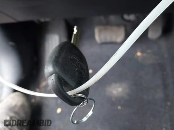 ✅ 2017 Toyota RAV4 LE • VIN: 2T3BFREV0HW590319 • Lot: 43574606. Listed on IAAI with 122,798 mi. Free auction sales archive from the USA and detailed vehicle history report at DreamBid. Image 11.