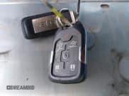 ✅ 2018 Chevrolet Tahoe LT • VIN: 1GNSCBKC7JR387931 • Lot: 43488501. Wystawiony na IAAI z przebiegiem 129 457 mil. Bezpłatny archiwum sprzedaży aukcyjnych z USA i szczegółowy raport historii pojazdu na DreamBid. Zdjęcie 11.