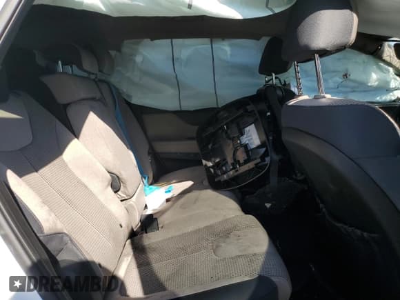 ✅ 2020 Hyundai Santa Fe SE • VIN: 5NMS23AD1LH242399 • Lot: 80034765. Listed on Copart with Not provided. Free auction sales archive from the USA and detailed vehicle history report at DreamBid. Image 10.