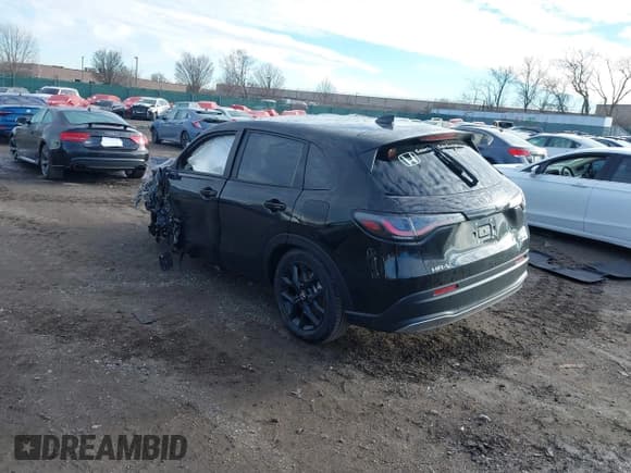 ✅ 2025 Honda HR-V Sport • VIN: 3CZRZ2H58SM723047 • Lot: 41214430. Listed on IAAI with Not provided. Free auction sales archive from the USA and detailed vehicle history report at DreamBid. Image 3.