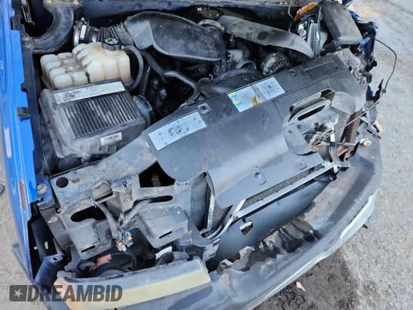 ✅ 2004 Chevrolet Silverado 1500 LS • VIN: 2GCEC19V741210039 • Lot: 91569635. Listed on Copart with Not provided. Free auction sales archive from the USA and detailed vehicle history report at DreamBid. Image 11.