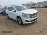 ✅ 2024 GMC Terrain Denali • VIN: 3GKALXEG8RL395592 • Lot: 41803452. Wystawiony na IAAI z przebiegiem 1 042 mil. Bezpłatny archiwum sprzedaży aukcyjnych z USA i szczegółowy raport historii pojazdu na DreamBid. Zdjęcie 1.