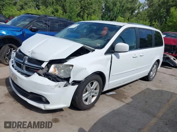 ✅ 2013 Dodge Grand Caravan Crew • VIN: 2C4RDGDG7DR812399 • Lot: 42565877. Wystawiony na IAAI z przebiegiem 212 030 mil. Bezpłatny archiwum sprzedaży aukcyjnych z USA i szczegółowy raport historii pojazdu na DreamBid. Zdjęcie 18.
