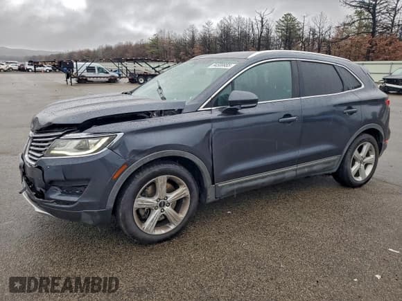 ✅ 2015 Lincoln MKC • VIN: 5LMCJ1A92FUJ17876 • Lot: 94589955. Listed on Copart with 188,688 mi. Free auction sales archive from the USA and detailed vehicle history report at DreamBid. Image 1.