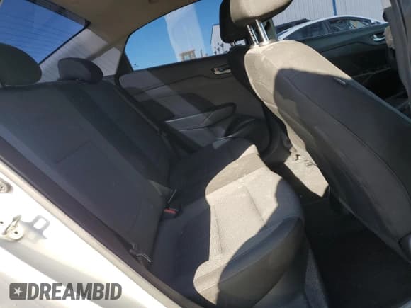 ✅ 2020 Hyundai Accent SE • VIN: 3KPC24A69LE098961 • Лот: 48497845. Опубликован ранее на Copart с пробегом 51 750 миль. Бесплатный доступ к архиву аукционных продаж из США и подробный отчёт об истории автомобиля на DreamBid. Изображение 11.