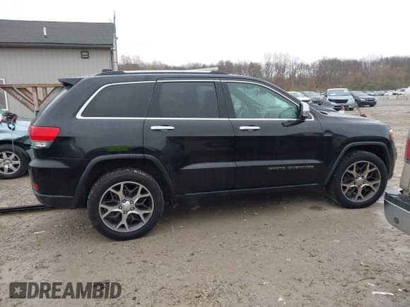 ✅ 2019 Jeep Grand Cherokee Limited • VIN: 1C4RJFBG5KC529382 • Lot: 43773328. Wystawiony na IAAI z przebiegiem 136 895 mil. Bezpłatny archiwum sprzedaży aukcyjnych z USA i szczegółowy raport historii pojazdu na DreamBid. Zdjęcie 14.