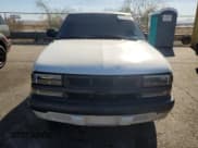 ✅ 2000 Chevrolet S-10 LS • VIN: 1GCCS1458YK249522 • Lot: 91729295. Wystawiony na Copart z przebiegiem 207 871 mil. Bezpłatny archiwum sprzedaży aukcyjnych z USA i szczegółowy raport historii pojazdu na DreamBid. Zdjęcie 5.