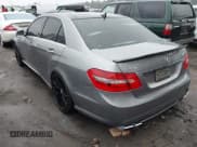 ✅ 2010 Mercedes-Benz E 63 AMG • VIN: WDDHF7HB5AA061930 • Лот: 41532150. Опубликован ранее на IAAI с пробегом 177 083 миль. Бесплатный доступ к архиву аукционных продаж из США и подробный отчёт об истории автомобиля на DreamBid. Изображение 3.