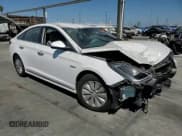 ✅ 2017 Hyundai Sonata SE • VIN: KMHE24L35HA063254 • Лот: 80963165. Опубликован ранее на Copart с пробегом Не указан. Бесплатный доступ к архиву аукционных продаж из США и подробный отчёт об истории автомобиля на DreamBid. Изображение 13.