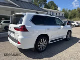 ✅ 2016 Lexus LX 570 • VIN: JTJHY7AX0G4198272 • Lot: 43220055. Wystawiony na IAAI z przebiegiem 111 223 mil. Bezpłatny archiwum sprzedaży aukcyjnych z USA i szczegółowy raport historii pojazdu na DreamBid. Zdjęcie 4.