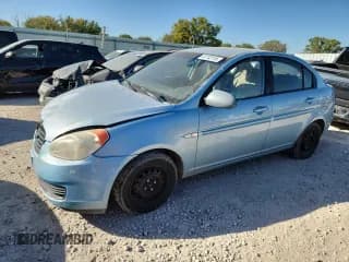 ✅ 2007 Hyundai Accent GLS • VIN: KMHCN46C87U112745 • Lot: 85742115. Wystawiony na Copart z przebiegiem 165 738 mil. Bezpłatny archiwum sprzedaży aukcyjnych z USA i szczegółowy raport historii pojazdu na DreamBid. Zdjęcie 1.