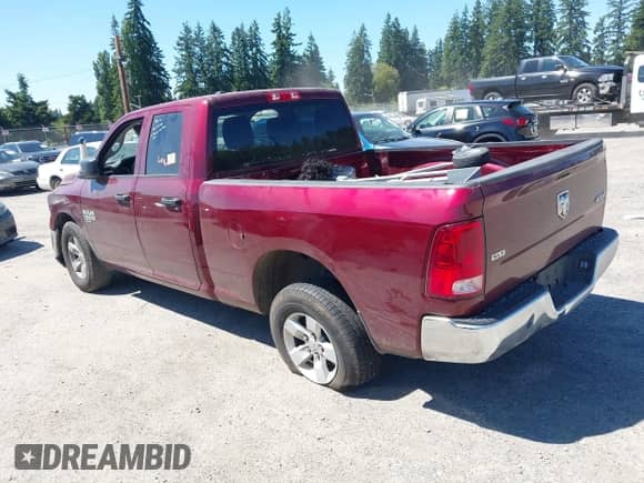 2024 Ram 1500 SLT z VIN 1C6RR7GG1RS143363, wystawiony jako IAAI lot #42674162 z przebiegiem 32 989 mil mil oraz . Historia ofert i sprzedaży dostępna na DreamBid. Obrazek 3.