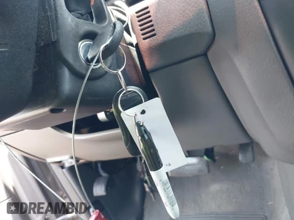 ✅ 2004 Ford Explorer XLS • VIN: 1FMZU62K24ZA19465 • Lot: 42225009. Wystawiony na IAAI z przebiegiem 208 868 mil. Bezpłatny archiwum sprzedaży aukcyjnych z USA i szczegółowy raport historii pojazdu na DreamBid. Zdjęcie 11.