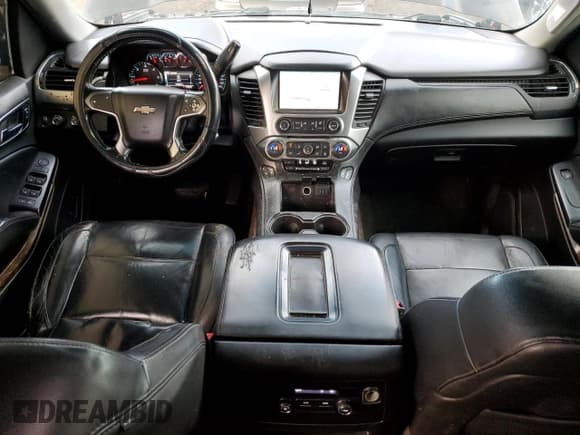 ✅ 2015 Chevrolet Suburban LT • VIN: 1GNSKJKC2FR147965 • Lot: 90535785. Wystawiony na Copart z przebiegiem 148 802 mil. Bezpłatny archiwum sprzedaży aukcyjnych z USA i szczegółowy raport historii pojazdu na DreamBid. Zdjęcie 8.