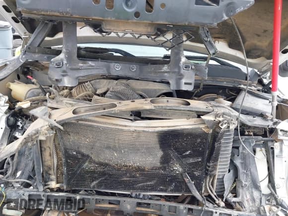 ✅ 2010 Chevrolet Silverado 1500 LT • VIN: 3GCRCSE0XAG127452 • Lot: 43463523. Listed on IAAI with 169,271 mi. Free auction sales archive from the USA and detailed vehicle history report at DreamBid. Image 10.