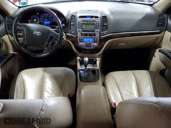 ✅ 2012 Hyundai Santa Fe Limited • VIN: 5XYZK3AB5CG133998 • Lot: 84607764. Listed on Copart with 144,912 mi. Free auction sales archive from the USA and detailed vehicle history report at DreamBid. Image 8.