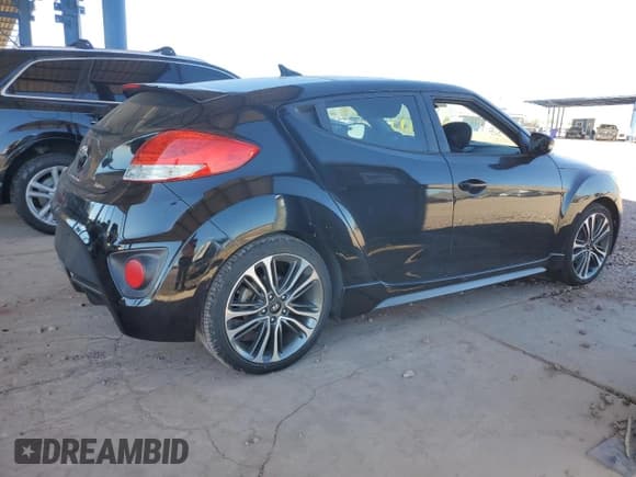✅ 2015 Hyundai Veloster Turbo • VIN: KMHTC6AE2FU235420 • Lot: 77596834. Wystawiony na Copart z przebiegiem 107 858 mil. Bezpłatny archiwum sprzedaży aukcyjnych z USA i szczegółowy raport historii pojazdu na DreamBid. Zdjęcie 3.