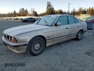 ✅ 1995 BMW 5 Series 525i • VIN: WBAHD632XSGK57164 • Лот: 42953105. Опубликован ранее на Copart с пробегом 282 414 миль. Бесплатный доступ к архиву аукционных продаж из США и подробный отчёт об истории автомобиля на DreamBid. Изображение 1.