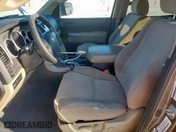 ✅ 2012 Toyota Tundra • VIN: 5TFDY5F10CX244251 • Lot: 80442675. Wystawiony na Copart z przebiegiem 226 158 mil. Bezpłatny archiwum sprzedaży aukcyjnych z USA i szczegółowy raport historii pojazdu na DreamBid. Zdjęcie 7.