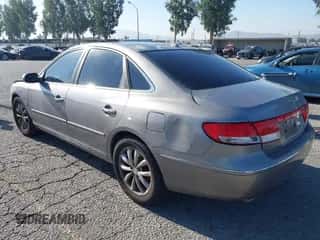 2008 Hyundai Azera Limited с VIN KMHFC46FX8A264798, выставлен на аукционе IAAI как лот 42684089 с пробегом 204 377 миль миль и . История ставок и продаж доступна на DreamBid. Изображение 3.