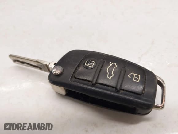 ✅ 2009 Audi A3 Sportback S line • VIN: WAUKF78P39A096549 • Lot: 41622118. Listed on IAAI with 166,739 mi. Free auction sales archive from the USA and detailed vehicle history report at DreamBid. Image 11.