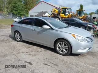 2012 Hyundai Sonata SE z VIN 5NPEC4AC0CH377724, wystawiony jako IAAI lot #43286861 z przebiegiem 162 419 mil mil oraz . Historia ofert i sprzedaży dostępna na DreamBid. Obrazek 1.