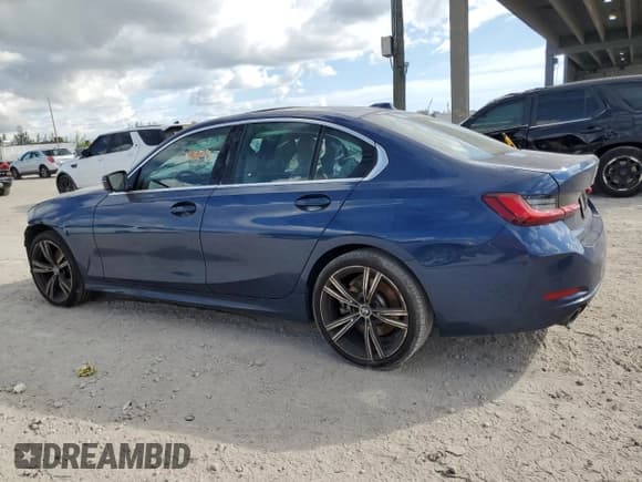 ✅ 2024 BMW 3 Series 330i • VIN: 3MW69FF00R8E42206 • Lot: 87426235. Listed on Copart with 31,445 mi. Free auction sales archive from the USA and detailed vehicle history report at DreamBid. Image 2.