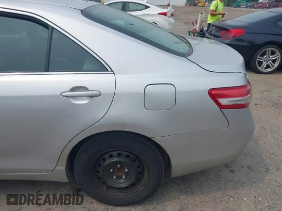 ✅ 2011 Toyota Camry LE • VIN: 4T1BF3EK6BU624668 • Лот: 42913301. Опубликован ранее на IAAI с пробегом 241 890 миль. Бесплатный доступ к архиву аукционных продаж из США и подробный отчёт об истории автомобиля на DreamBid. Изображение 12.