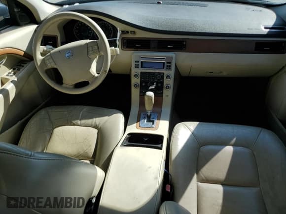 ✅ 2008 Volvo S80 3.2L • VIN: YV1AS982781072130 • Лот: 73075244. Опубликован ранее на Copart с пробегом 197 111 миль. Бесплатный доступ к архиву аукционных продаж из США и подробный отчёт об истории автомобиля на DreamBid. Изображение 8.