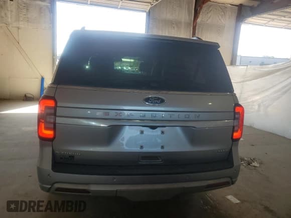 ✅ 2024 Ford Expedition Max Platinum • VIN: 1FMJK1M81REA85706 • Lot: 63205305. Wystawiony na Copart z przebiegiem 27 807 mil. Bezpłatny archiwum sprzedaży aukcyjnych z USA i szczegółowy raport historii pojazdu na DreamBid. Zdjęcie 6.