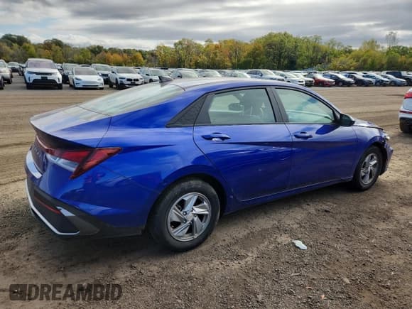 ✅ 2024 Hyundai Elantra SE • VIN: KMHLL4DG6RU743489 • Lot: 82357585. Listed on Copart with 19,166 mi. Free auction sales archive from the USA and detailed vehicle history report at DreamBid. Image 3.