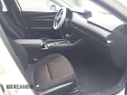 ✅ 2021 Mazda 3 S • VIN: JM1BPAAL3M1313269 • Лот: 42529926. Опубликован ранее на IAAI с пробегом 59 593 миль. Бесплатный доступ к архиву аукционных продаж из США и подробный отчёт об истории автомобиля на DreamBid. Изображение 5.
