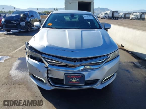 ✅ 2018 Chevrolet Impala LT • VIN: 2G1105S38J9172642 • Lot: 43617684. Wystawiony na IAAI z przebiegiem 198 638 mil. Bezpłatny archiwum sprzedaży aukcyjnych z USA i szczegółowy raport historii pojazdu na DreamBid. Zdjęcie 6.