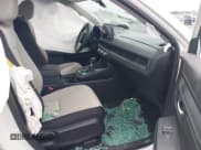 ✅ 2024 Honda CR-V LX • VIN: 2HKRS4H2XRH446459 • Lot: 42572135. Wystawiony na IAAI z przebiegiem 7 897 mil. Bezpłatny archiwum sprzedaży aukcyjnych z USA i szczegółowy raport historii pojazdu na DreamBid. Zdjęcie 5.