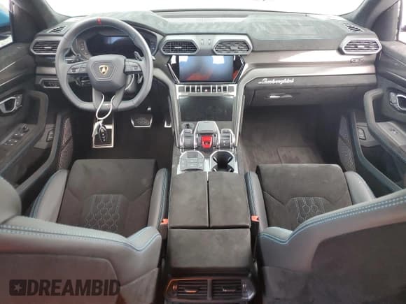 ✅ 2024 Lamborghini Urus Performante • VIN: ZPBUC3ZL8RLA35395 • Лот: 86998635. Опубликован ранее на Copart с пробегом 1 777 миль. Бесплатный доступ к архиву аукционных продаж из США и подробный отчёт об истории автомобиля на DreamBid. Изображение 8.