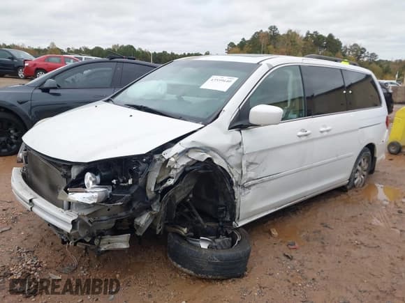 ✅ 2009 Honda Odyssey EX-L • VIN: 5FNRL38759B011690 • Lot: 43559640. Wystawiony na IAAI z przebiegiem 292 247 mil. Bezpłatny archiwum sprzedaży aukcyjnych z USA i szczegółowy raport historii pojazdu na DreamBid. Zdjęcie 2.