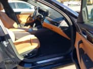 ✅ 2018 BMW 5 Series 530i xDrive • VIN: WBAJA7C56JWC76974 • Lot: 43649989. Listed on IAAI with 113,725 mi. Free auction sales archive from the USA and detailed vehicle history report at DreamBid. Image 5.