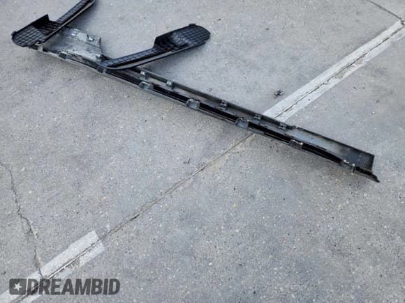 ✅ 2017 Ford Mustang V6 • VIN: 1FATP8EM5H5208852 • Lot: 94364965. Wystawiony na Copart z przebiegiem Nie podano. Bezpłatny archiwum sprzedaży aukcyjnych z USA i szczegółowy raport historii pojazdu na DreamBid. Zdjęcie 12.