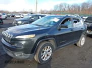 ✅ 2016 Jeep Cherokee Latitude • VIN: 1C4PJMCB6GW345413 • Lot: 41216995. Wystawiony na IAAI z przebiegiem 254 311 mil. Bezpłatny archiwum sprzedaży aukcyjnych z USA i szczegółowy raport historii pojazdu na DreamBid. Zdjęcie 17.