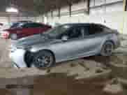 2022 Toyota Camry SE z VIN 4T1G11AK0NU621820, wystawiony jako Copart lot #86604205 z przebiegiem 101 107 mil mil oraz Szkoda całkowita • Salvage title. Historia ofert i sprzedaży dostępna na DreamBid. Obrazek 1.