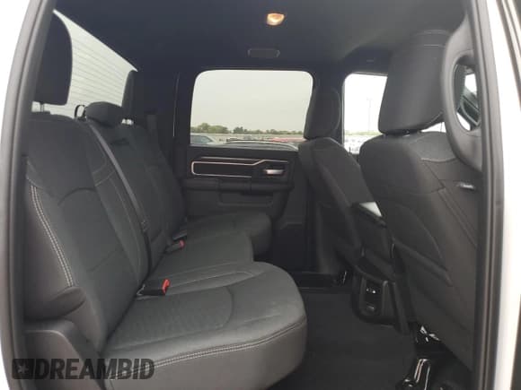 ✅ 2025 Ram 2500 • VIN: 3C63R5DL0SG576598 • Lot: 90080605. Wystawiony na Copart z przebiegiem 3 311 mil. Bezpłatny archiwum sprzedaży aukcyjnych z USA i szczegółowy raport historii pojazdu na DreamBid. Zdjęcie 10.