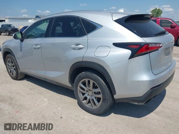 ✅ 2015 Lexus NX 200t • VIN: JTJYARBZXF2011923 • Lot: 42965037. Wystawiony na IAAI z przebiegiem 72 065 mil. Bezpłatny archiwum sprzedaży aukcyjnych z USA i szczegółowy raport historii pojazdu na DreamBid. Zdjęcie 3.