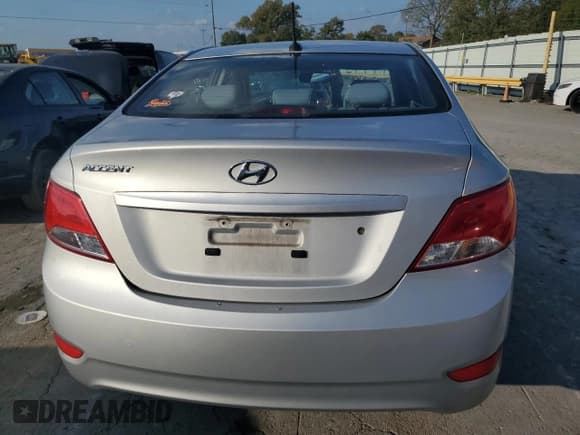 ✅ 2015 Hyundai Accent GLS • VIN: KMHCT4AE7FU873070 • Лот: 70393953. Опубликован ранее на Copart с пробегом 116 324 миль. Бесплатный доступ к архиву аукционных продаж из США и подробный отчёт об истории автомобиля на DreamBid. Изображение 6.