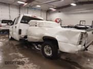 ✅ 2006 Chevrolet Silverado 1500 • VIN: 1GBHC23246F128626 • Лот: 41574542. Опубликован ранее на IAAI с пробегом Не указан. Бесплатный доступ к архиву аукционных продаж из США и подробный отчёт об истории автомобиля на DreamBid. Изображение 3.